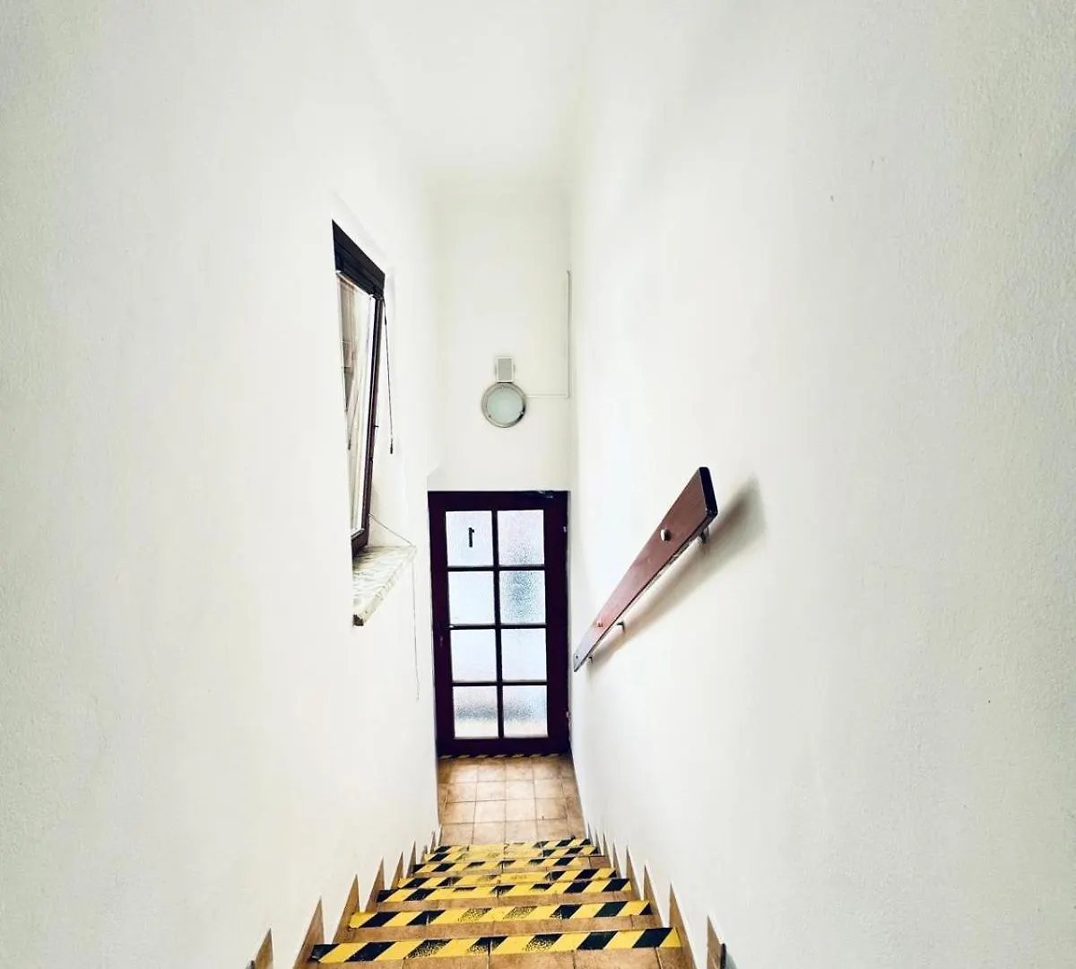 Very Spacious Apartment For Up To 7P With Great Location Vienna
