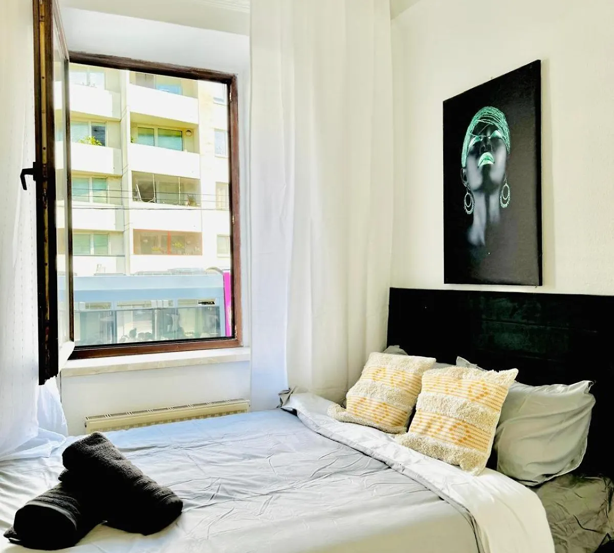 Very Spacious Apartment For Up To 7P With Great Location Vienna